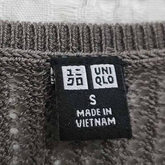 Uniqlo Open Knit Sheer Long Sleeve Top Gray Size Small Lightweight Beachy - Picture 8 of 11